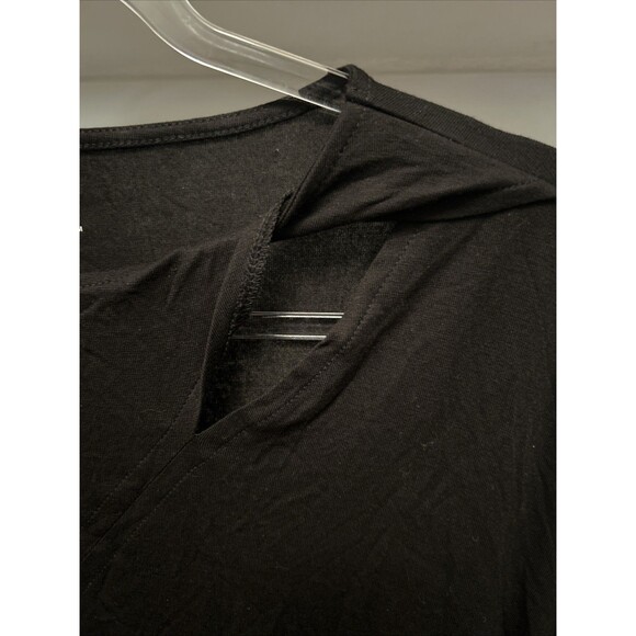 Women’s Medium Black Rachel Zoe Long Sleeve Top W/Shoulder Cutout New With Tags - Picture 3 of 7